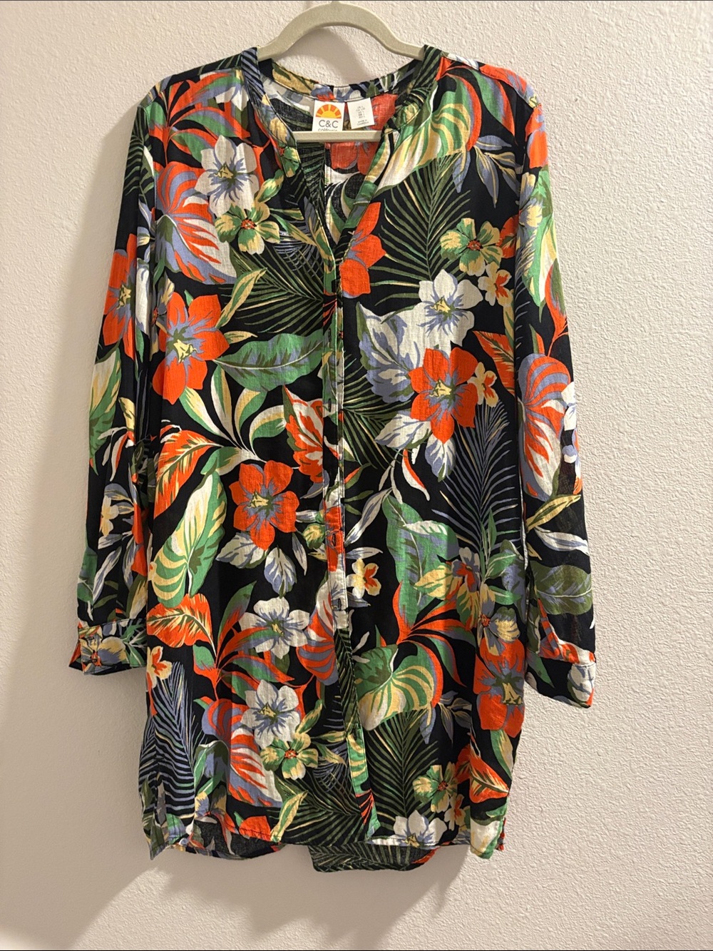 C&C California Black Floral Button-Front Tunic with Orange & Green Blooms Large